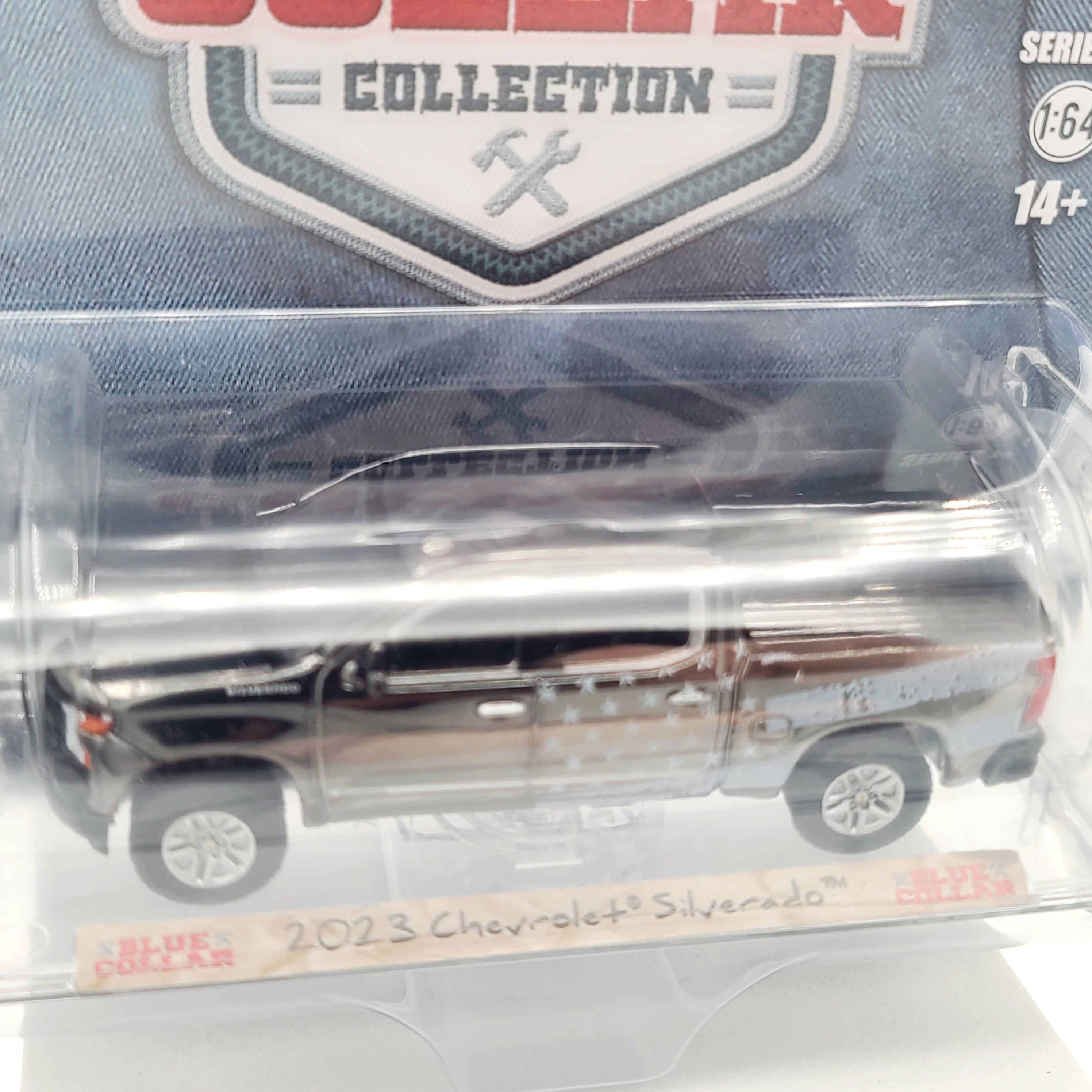GreenLight - CHASE, BLACK CHROME - '23 Chevrolet Silverado, Stars & Stripes - 1:64 (2025 Blue Collar Series 14)